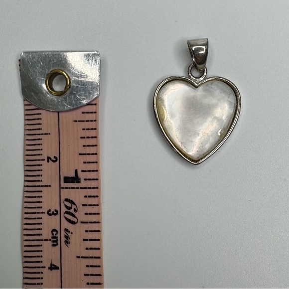 Sterling Silver MOP Heart Pendant Small Dainty Mother of Pearl 925 - Picture 4 of 9